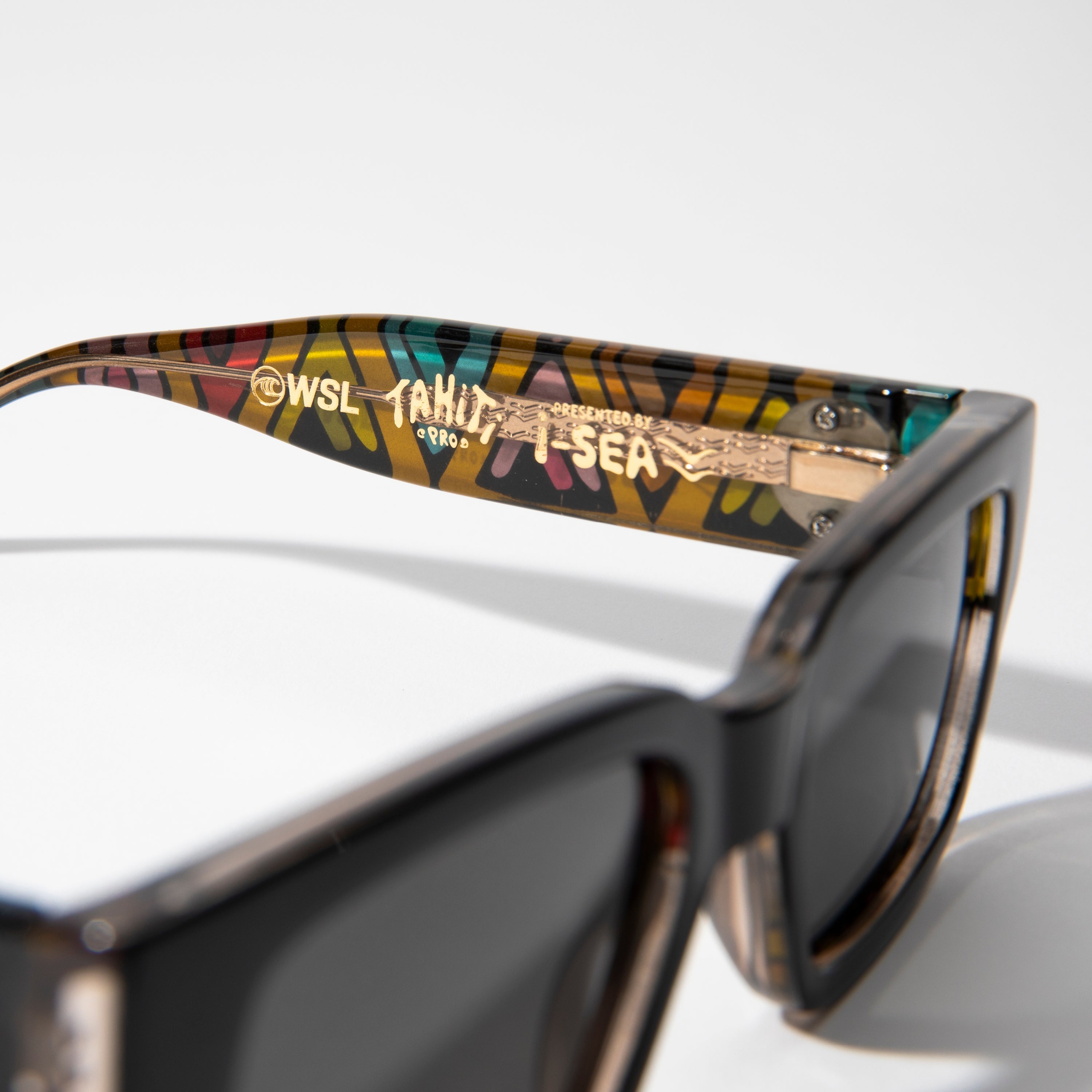 #color_tahiti-pro-smoke-polarized-lens