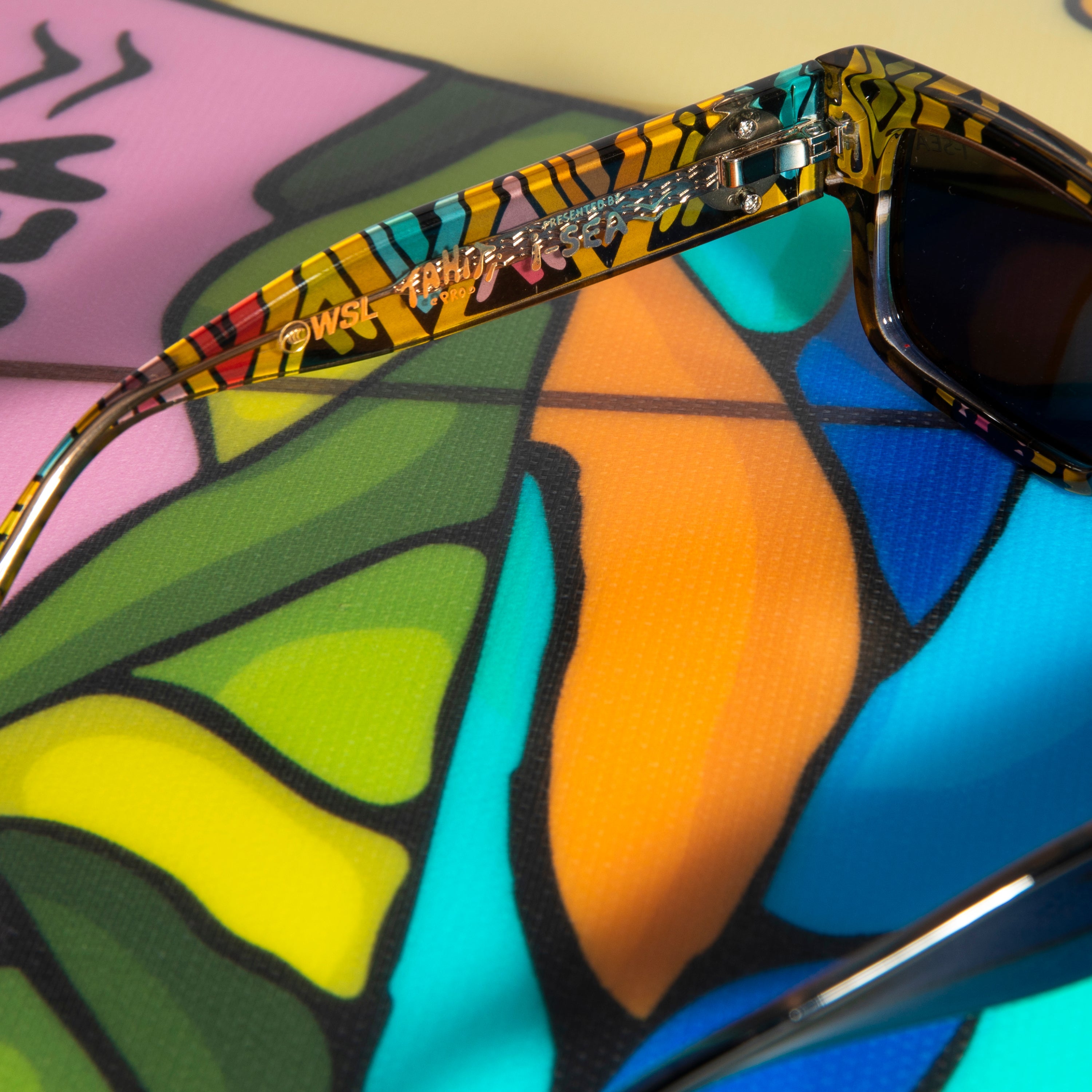 #color_tahiti-pro-smoke-polarized-lens